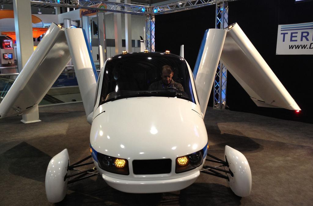 Uber Flying Taxi Tests Set for 2020